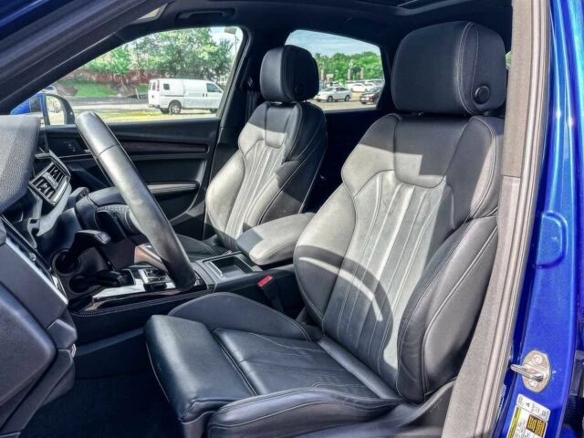 Синій Ауді Ку 5, об'ємом двигуна 2 л та пробігом 18 тис. км за 7800 $, фото 9 на Automoto.ua