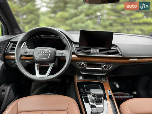 Синий Ауди Ку 5, объемом двигателя 2 л и пробегом 28 тыс. км за 36500 $, фото 12 на Automoto.ua