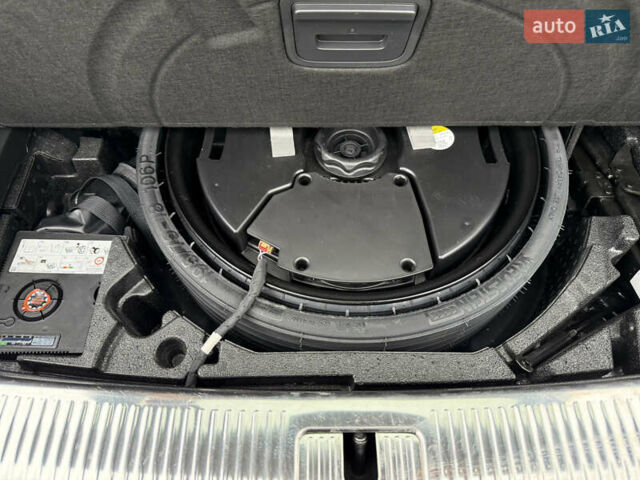 Синий Ауди Ку 5, объемом двигателя 2 л и пробегом 51 тыс. км за 33900 $, фото 36 на Automoto.ua
