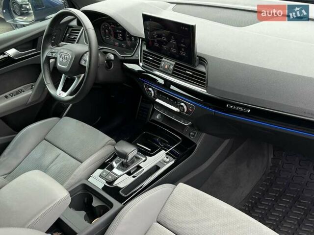 Синий Ауди Ку 5, объемом двигателя 2 л и пробегом 54 тыс. км за 58500 $, фото 9 на Automoto.ua