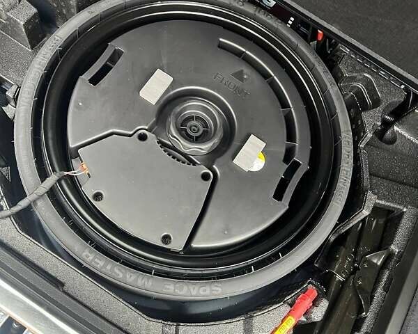 Синій Ауді Ку 5, об'ємом двигуна 1.98 л та пробігом 21 тис. км за 41000 $, фото 7 на Automoto.ua