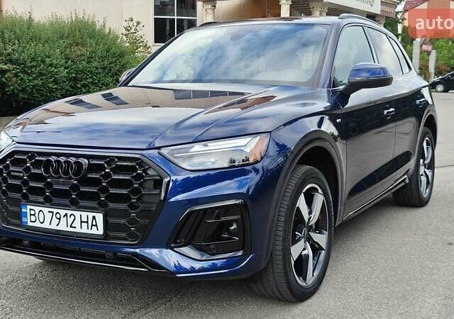 Синій Ауді Ку 5, об'ємом двигуна 2 л та пробігом 42 тис. км за 39700 $, фото 2 на Automoto.ua