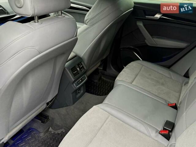 Синий Ауди Ку 5, объемом двигателя 2 л и пробегом 54 тыс. км за 58500 $, фото 13 на Automoto.ua