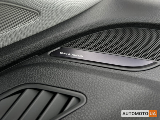 Синий Ауди Ку 5, объемом двигателя 2 л и пробегом 6 тыс. км за 40999 $, фото 22 на Automoto.ua