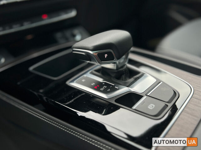 Синий Ауди Ку 5, объемом двигателя 2 л и пробегом 6 тыс. км за 40999 $, фото 15 на Automoto.ua