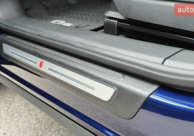 Синій Ауді Ку 5, об'ємом двигуна 2 л та пробігом 42 тис. км за 39700 $, фото 30 на Automoto.ua