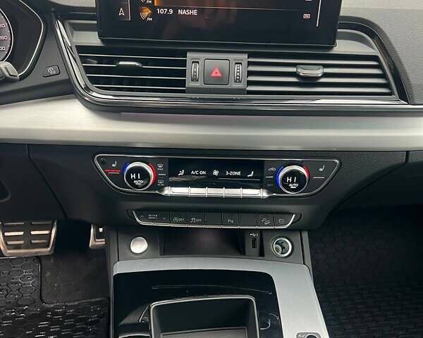 Синій Ауді Ку 5, об'ємом двигуна 1.98 л та пробігом 21 тис. км за 41000 $, фото 28 на Automoto.ua