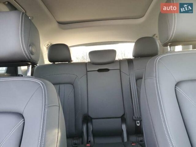 Ауди Ку 5 2023 в Львове на Automoto.ua Синий Ауди Ку 5, объемом двигателя 1.98 л и пробегом 25 тыс. км за 15000 $, фото 9 на Automoto.ua