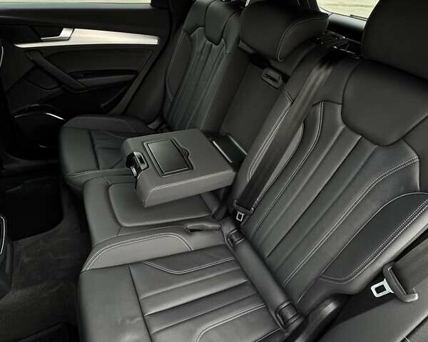 Ауди Ку 5 2023 в Киеве на Automoto.ua Синий Ауди Ку 5, объемом двигателя 1.98 л и пробегом 21 тыс. км за 39900 $, фото 8 на Automoto.ua
