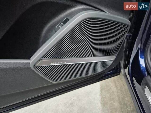 Синий Ауди Ку 5, объемом двигателя 1.98 л и пробегом 15 тыс. км за 37900 $, фото 28 на Automoto.ua