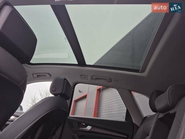 Синій Ауді Ку 5, об'ємом двигуна 1.98 л та пробігом 15 тис. км за 36700 $, фото 27 на Automoto.ua