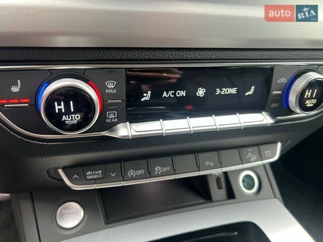 Синій Ауді Ку 5, об'ємом двигуна 1.98 л та пробігом 21 тис. км за 41000 $, фото 4 на Automoto.ua