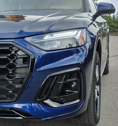Синій Ауді Ку 5, об'ємом двигуна 2 л та пробігом 42 тис. км за 39700 $, фото 16 на Automoto.ua