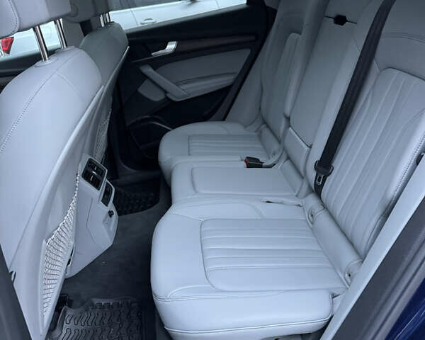 Синій Ауді Ку 5, об'ємом двигуна 1.98 л та пробігом 6 тис. км за 46000 $, фото 20 на Automoto.ua