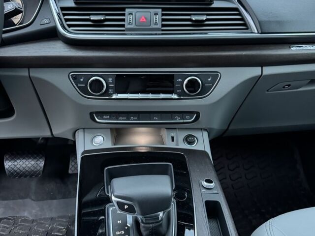 Ауди Ку 5 2024 в Киеве на Automoto.ua Синий Ауди Ку 5, объемом двигателя 0 л и пробегом 6 тыс. км за 46000 $, фото 19 на Automoto.ua