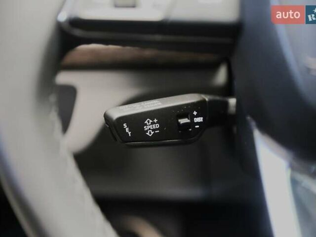 Синій Ауді Ку 5, об'ємом двигуна 1.98 л та пробігом 6 тис. км за 47900 $, фото 21 на Automoto.ua