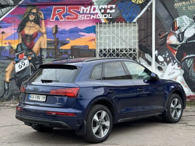 Ауди Ку 5 2024 в Киеве на Automoto.ua Синий Ауди Ку 5, объемом двигателя 0 л и пробегом 6 тыс. км за 46000 $, фото 4 на Automoto.ua