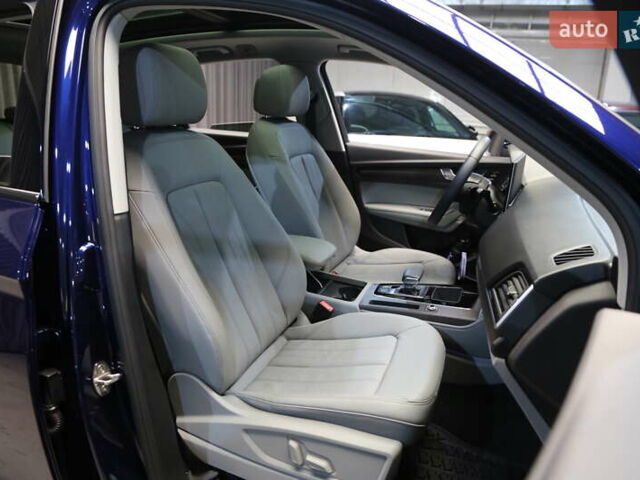 Синій Ауді Ку 5, об'ємом двигуна 1.98 л та пробігом 6 тис. км за 47900 $, фото 11 на Automoto.ua