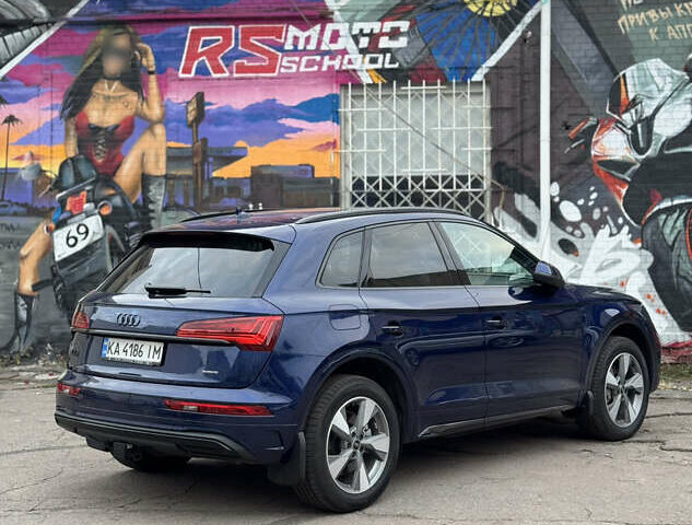 Синій Ауді Ку 5, об'ємом двигуна 1.98 л та пробігом 6 тис. км за 46000 $, фото 3 на Automoto.ua