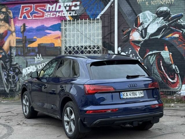Ауди Ку 5 2024 в Киеве на Automoto.ua Синий Ауди Ку 5, объемом двигателя 0 л и пробегом 6 тыс. км за 46000 $, фото 12 на Automoto.ua