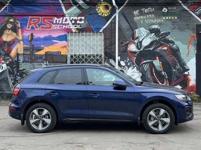 Ауди Ку 5 2024 в Киеве на Automoto.ua Синий Ауди Ку 5, объемом двигателя 0 л и пробегом 6 тыс. км за 46000 $, фото 3 на Automoto.ua