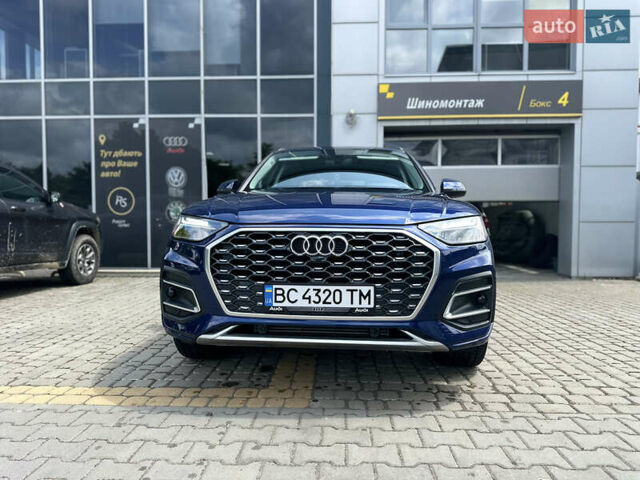 Синий Ауди Ку 5, объемом двигателя 2 л и пробегом 4 тыс. км за 42500 $, фото 1 на Automoto.ua