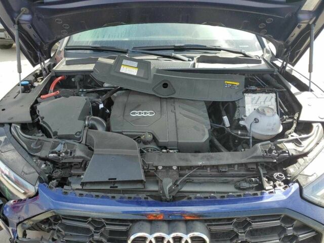 Синій Ауді Ку 5, об'ємом двигуна 2 л та пробігом 4 тис. км за 20000 $, фото 11 на Automoto.ua