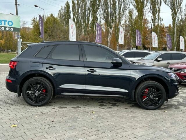Ауді Ку 5 2017 у Кривому Розі на Automoto.ua Зелений Ауді Ку 5, об'ємом двигуна 2 л та пробігом 139 тис. км за 28000 $, фото 6 на Automoto.ua