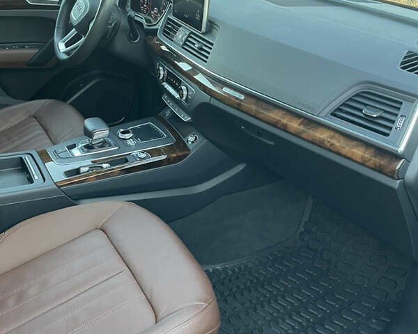 Зеленый Ауди Ку 5, объемом двигателя 2 л и пробегом 37 тыс. км за 27000 $, фото 38 на Automoto.ua