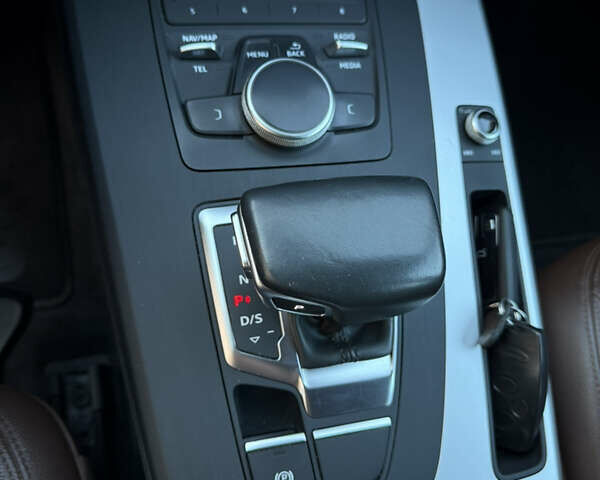 Зеленый Ауди Ку 5, объемом двигателя 2 л и пробегом 179 тыс. км за 29600 $, фото 10 на Automoto.ua