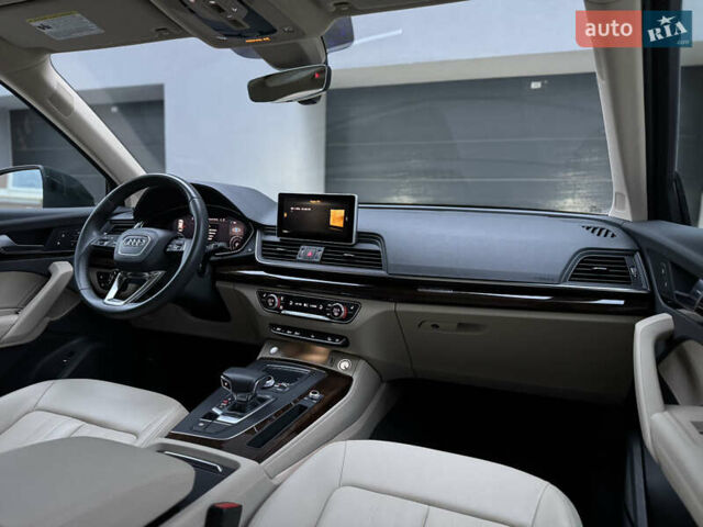 Зеленый Ауди Ку 5, объемом двигателя 1.98 л и пробегом 120 тыс. км за 25900 $, фото 4 на Automoto.ua