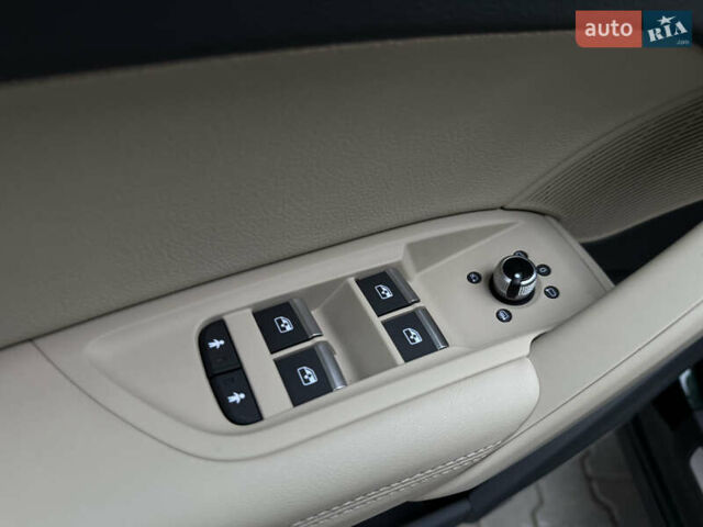 Зеленый Ауди Ку 5, объемом двигателя 1.98 л и пробегом 120 тыс. км за 25900 $, фото 72 на Automoto.ua