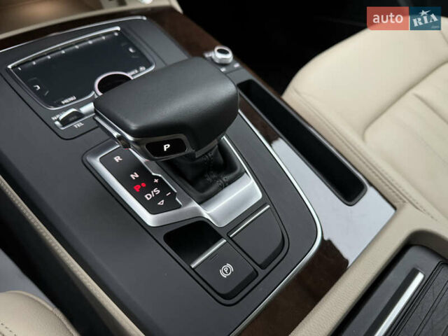 Зеленый Ауди Ку 5, объемом двигателя 1.98 л и пробегом 120 тыс. км за 25900 $, фото 102 на Automoto.ua