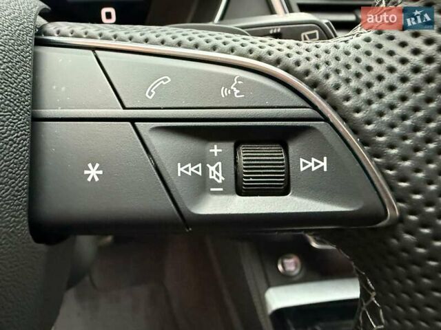 Зелений Ауді Ку 5, об'ємом двигуна 1.97 л та пробігом 41 тис. км за 59990 $, фото 75 на Automoto.ua