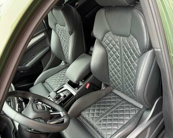 Зелений Ауді Ку 5, об'ємом двигуна 1.97 л та пробігом 41 тис. км за 59990 $, фото 57 на Automoto.ua