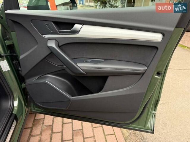 Зелений Ауді Ку 5, об'ємом двигуна 1.97 л та пробігом 41 тис. км за 59990 $, фото 20 на Automoto.ua
