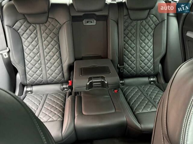 Зелений Ауді Ку 5, об'ємом двигуна 1.97 л та пробігом 41 тис. км за 59990 $, фото 9 на Automoto.ua