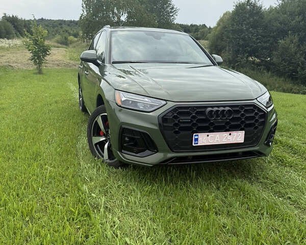 Зелений Ауді Ку 5, об'ємом двигуна 2 л та пробігом 17 тис. км за 37000 $, фото 1 на Automoto.ua