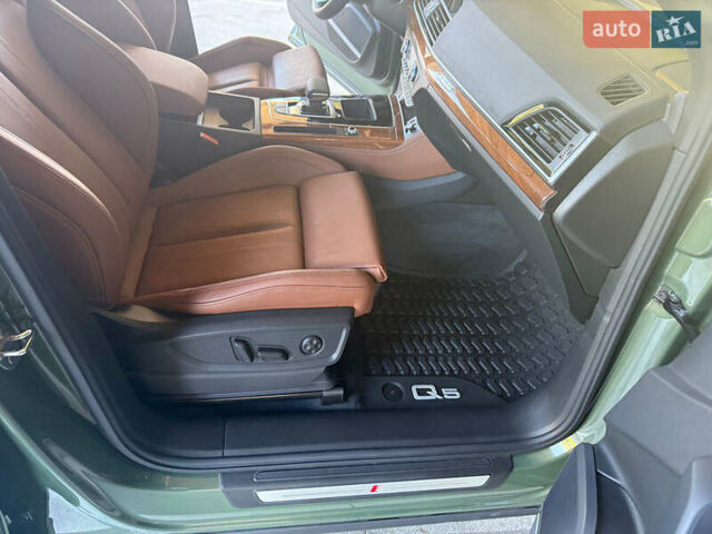 Зеленый Ауди Ку 5, объемом двигателя 1.98 л и пробегом 20 тыс. км за 54900 $, фото 24 на Automoto.ua