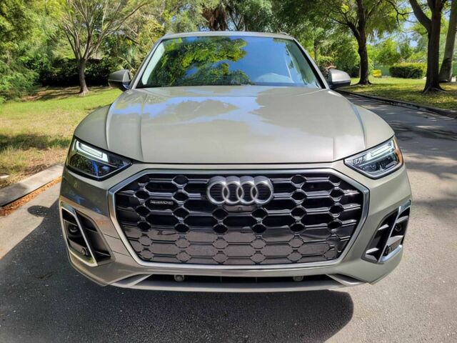 Зелений Ауді Ку 5, об'ємом двигуна 2 л та пробігом 14 тис. км за 10900 $, фото 1 на Automoto.ua