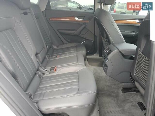 Зеленый Ауди Ку 5, объемом двигателя 1.98 л и пробегом 29 тыс. км за 12000 $, фото 10 на Automoto.ua