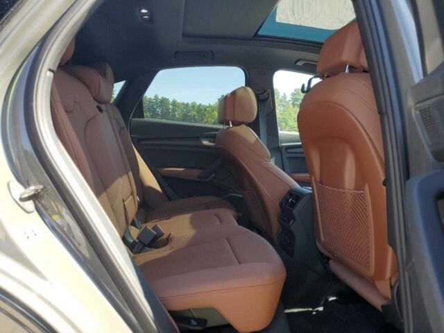 Зеленый Ауди Ку 5, объемом двигателя 2 л и пробегом 15 тыс. км за 23000 $, фото 10 на Automoto.ua