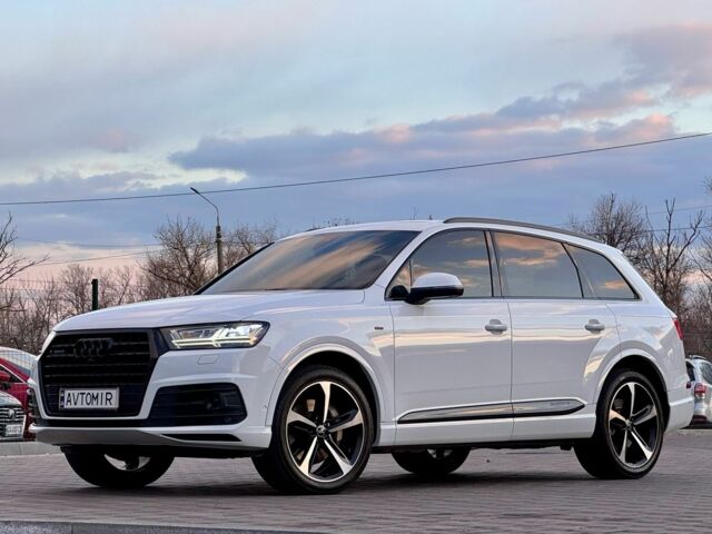 Белый Ауди Ку 7, объемом двигателя 3 л и пробегом 145 тыс. км за 36000 $, фото 7 на Automoto.ua