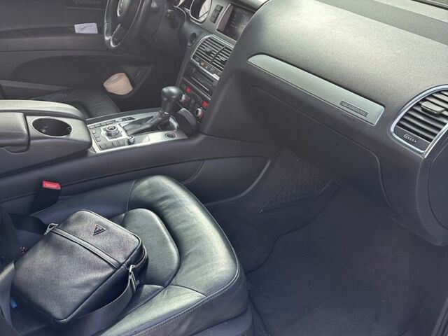 Ауді Ку 7 2014 у Дніпро (Дніпропетровську) на Automoto.ua Білий Ауді Ку 7, об'ємом двигуна 3 л та пробігом 195 тис. км за 17000 $, фото 3 на Automoto.ua