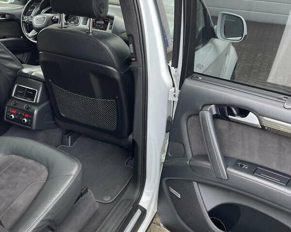 Белый Ауди Ку 7, объемом двигателя 3 л и пробегом 214 тыс. км за 14800 $, фото 11 на Automoto.ua