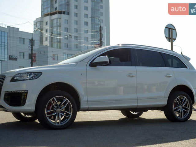 Белый Ауди Ку 7, объемом двигателя 3 л и пробегом 207 тыс. км за 18500 $, фото 1 на Automoto.ua