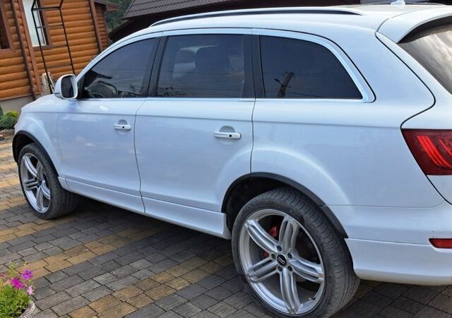 Белый Ауди Ку 7, объемом двигателя 3 л и пробегом 200 тыс. км за 6384 $, фото 3 на Automoto.ua