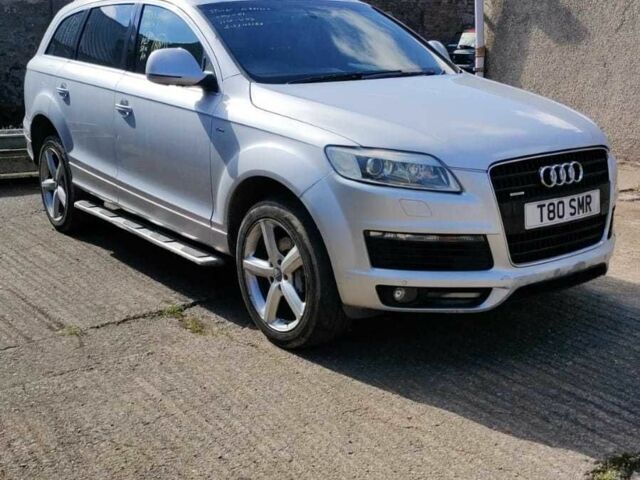 Белый Ауди Ку 7, объемом двигателя 3 л и пробегом 150 тыс. км за 5555 $, фото 2 на Automoto.ua