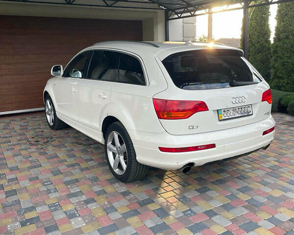 Білий Ауді Ку 7, об'ємом двигуна 3 л та пробігом 320 тис. км за 14500 $, фото 5 на Automoto.ua