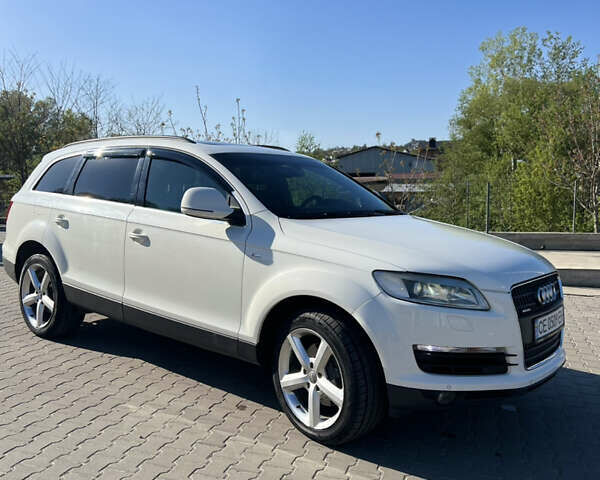 Белый Ауди Ку 7, объемом двигателя 2.97 л и пробегом 300 тыс. км за 13800 $, фото 12 на Automoto.ua